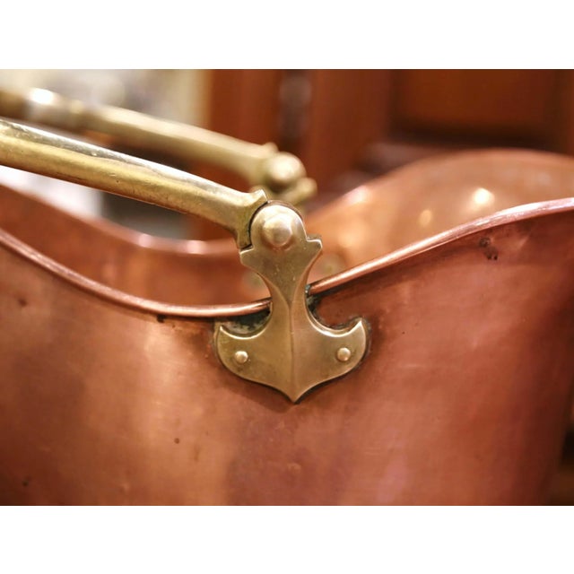19th Century English Victorian Copper and Brass Coal Bucket For Sale - Image 4 of 10
