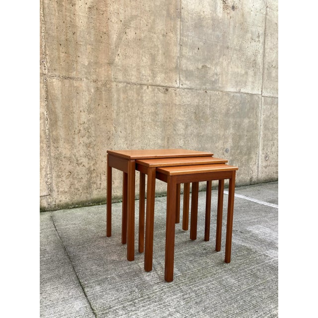 Mid-Century British Nesting Tables in Teak from McIntosh, 1970s, Set of 3 For Sale - Image 6 of 11