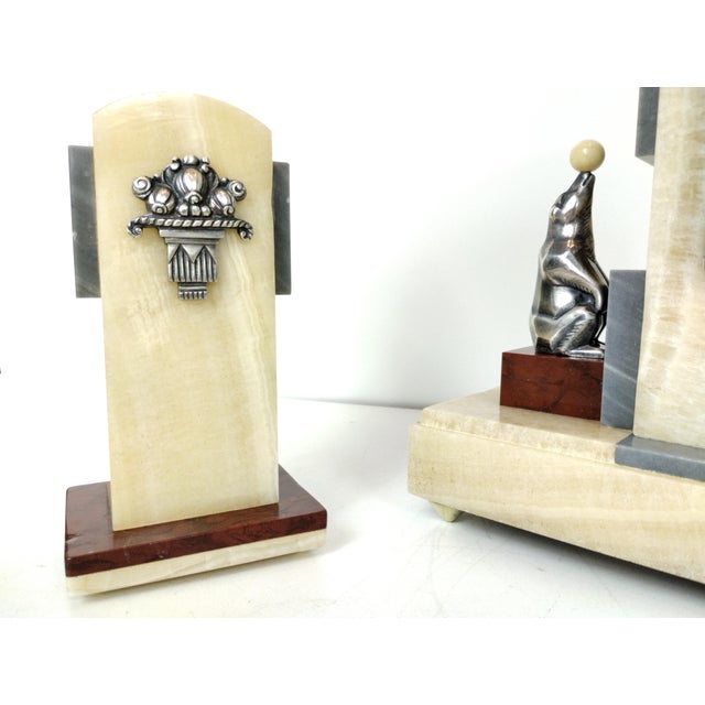 French Art Deco Marble & Onyx Mantel Clock, 1930s, Set of 3 For Sale - Image 13 of 18