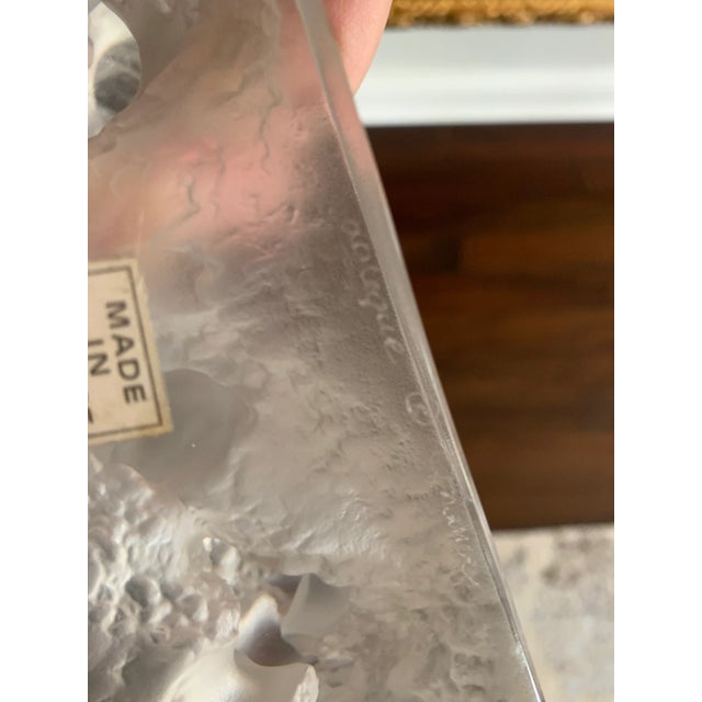 Figurative Lalique “Luxembourg” Cherubs Figurine For Sale - Image 3 of 5