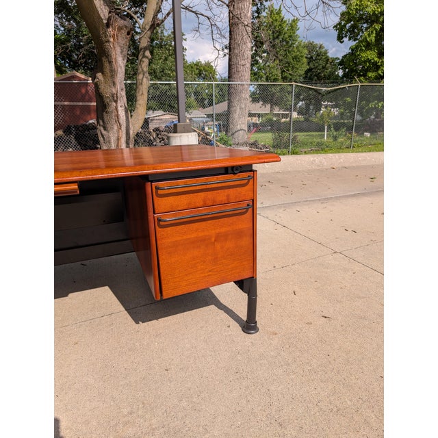 1990s Vintage 'Relay' Desk by Geoff Hollington for Herman Miller For Sale - Image 11 of 18