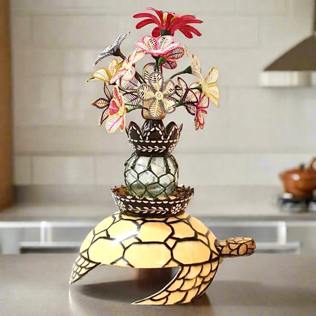 Vintage Marshall Islands Handmade Sculpture | Wojte Atoll Flowers on Sea Turtle For Sale In Fayetteville, AR - Image 6 of 6