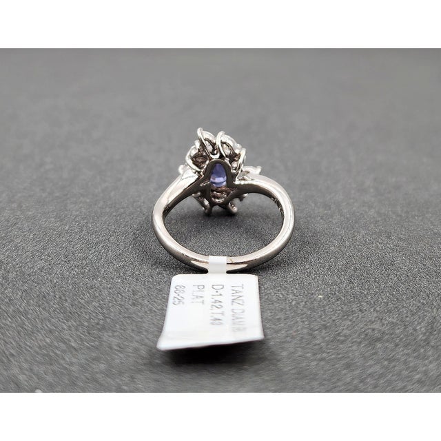 1.85 Ct Tanzanite & Diamond Ring Size 6.75 For Sale In Chicago - Image 6 of 10