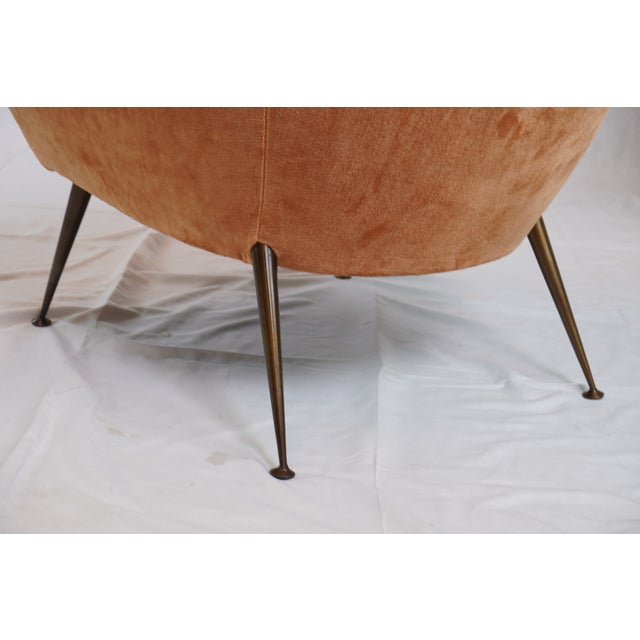 Textile Vintage Italian Mid-Century Modern Style Velvet Lounge Chair (Newly Upholstered) For Sale - Image 7 of 8