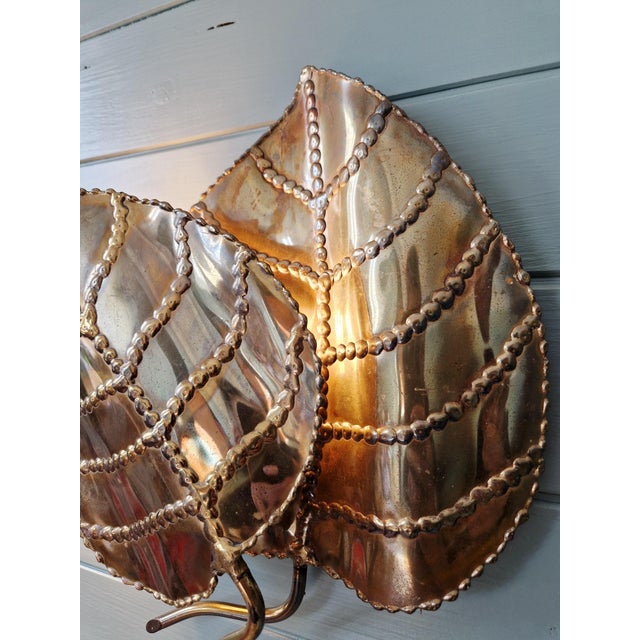 Gold Floral Wall Sconce in Brass from Maison Jansen, France, 1970s For Sale - Image 8 of 11