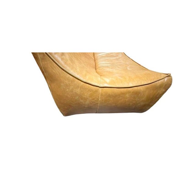 This striking 1970s “The Rock” 2-seater sofa by Gerard van den Berg for Montis is a true statement piece of Dutch design....