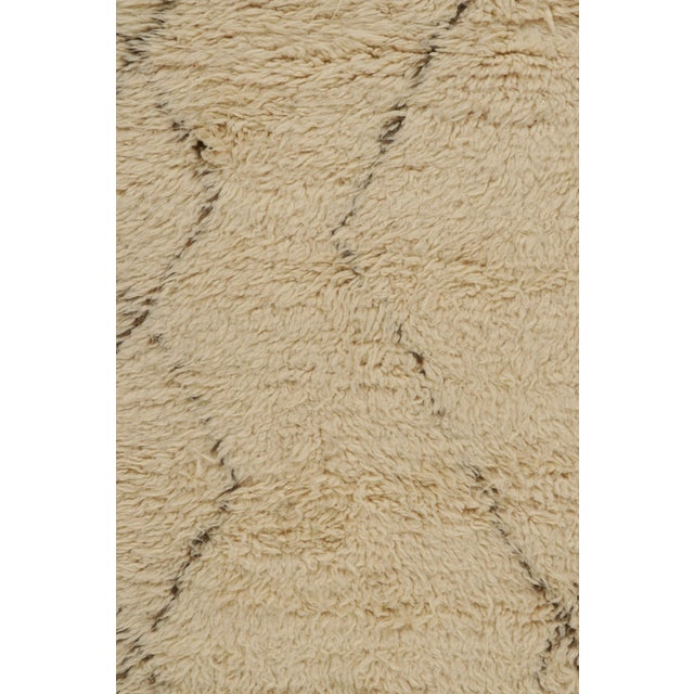 Textile Vintage Moroccan Style Rug in White With Brown Geometric Patterns, From Rug & Kilim For Sale - Image 7 of 9