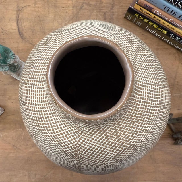 Round Brown & White Small Checkered Patterned Ceramic Vase For Sale - Image 10 of 11