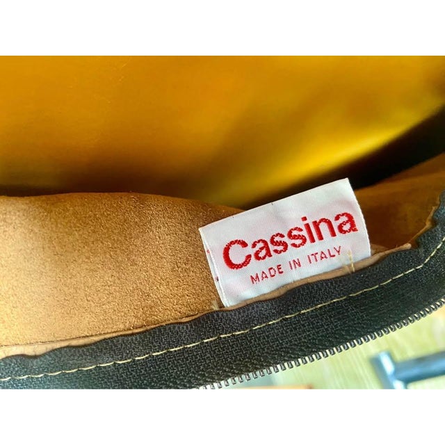 1980s Cassina Chair by Vico Magistretti “ Veranda Chair” Leather Lounger For Sale - Image 10 of 10