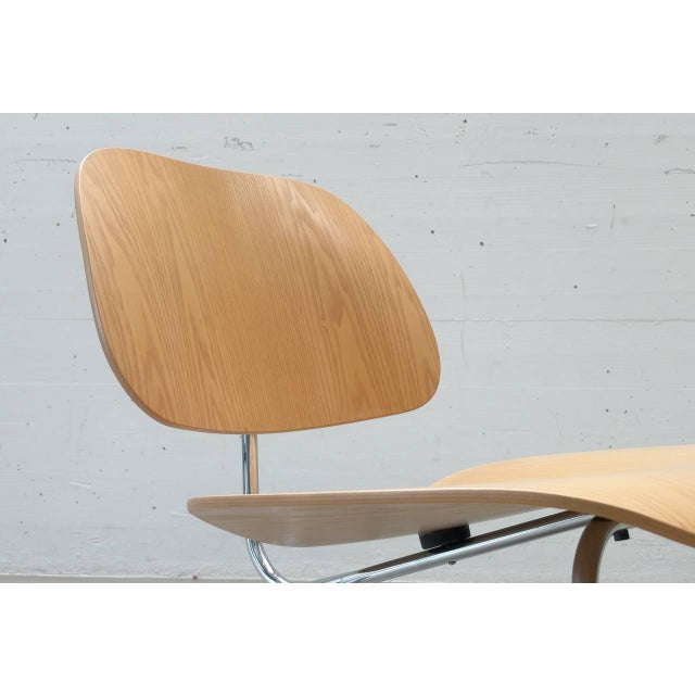 LCM Lounge Chairs by Charles & Ray Eames for Vitra, 2010 For Sale - Image 11 of 15