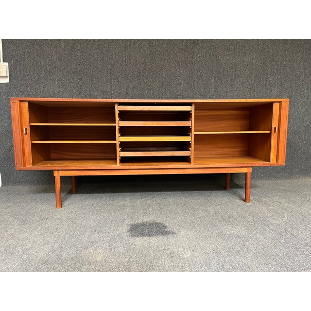 Sienna 1960s Vintage Mid Century Danish Teak Credenza by Peter Lovig For Sale - Image 8 of 8