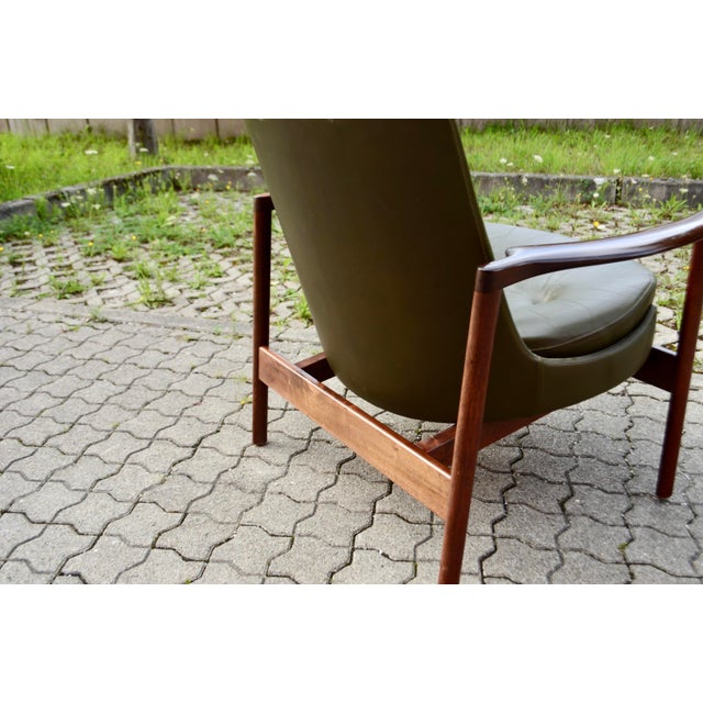 Olive Leather Lounge Chair by Ib Kofod Larsen for Fröscher Sitform, 1976 For Sale - Image 15 of 18