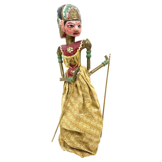 Vintage Javanese Rod Puppets on Display Stands—A Pair For Sale - Image 4 of 18
