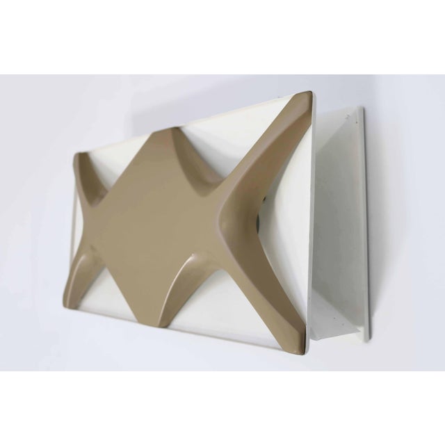 Mid-Century Modern Large Cross Oyster Wall Lamp by Klaus Link for Neuhaus Leuchten, 1960s For Sale - Image 3 of 11