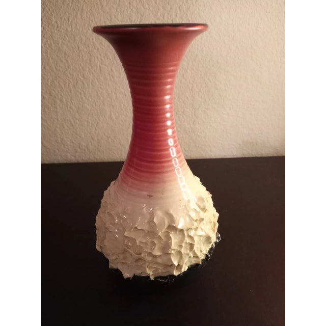Pink Signed Dryden Arkansas Pottery Textured Glazed Vase For Sale - Image 8 of 8