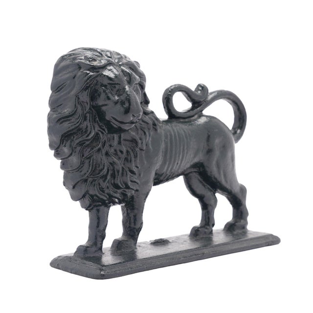 Metal English Victorian Cast Lion Doorstop, C. 1850-1900 For Sale - Image 7 of 7