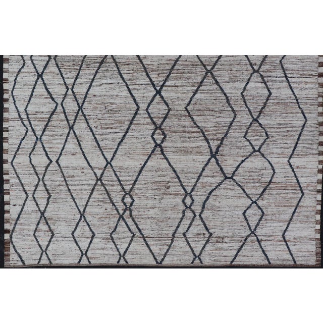 Textile Modern Causal Tribal Rug in Wool With Free Flowing Design in Cream and Blue's For Sale - Image 7 of 12