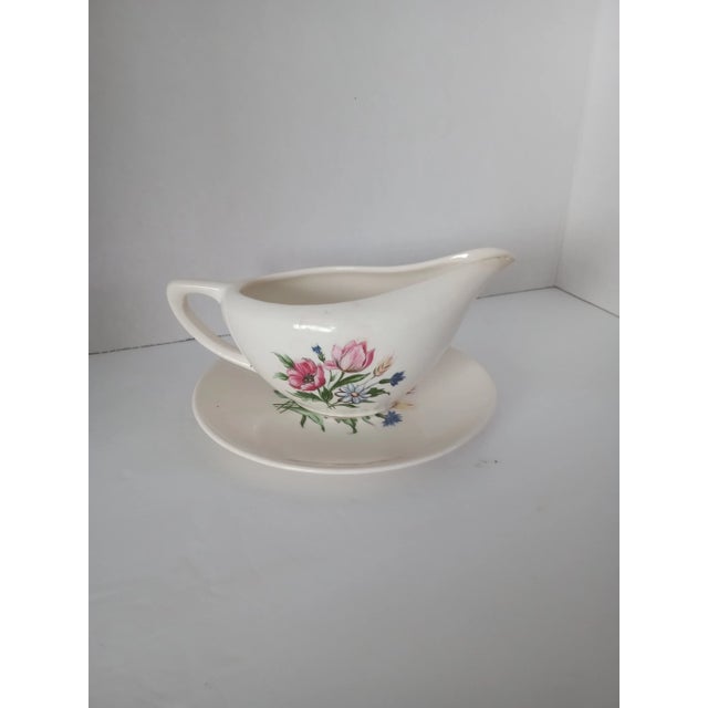 Antique White Vintage Gravy Boat With Underplate For Sale - Image 8 of 9