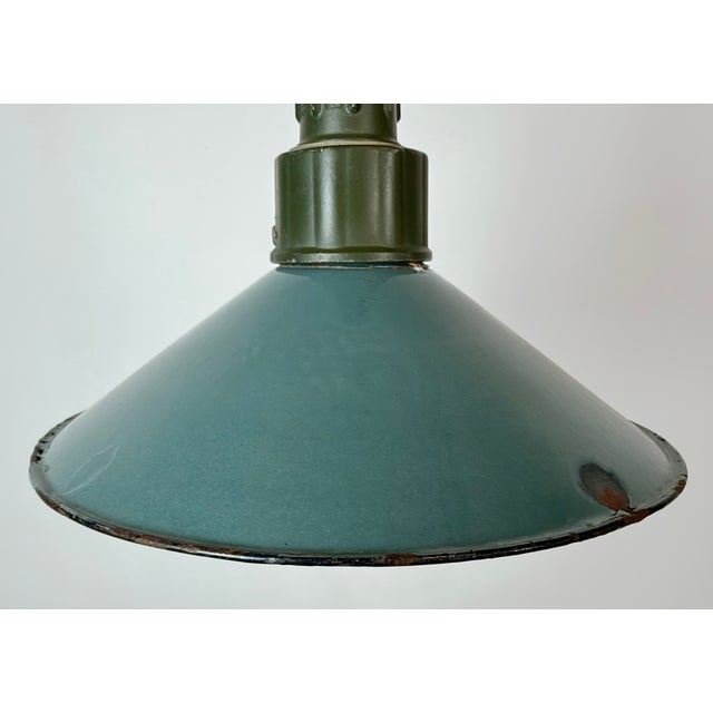 Industrial Petrol Enamel Military Pendant Lamp with Cast Aluminium Top, 1960s For Sale - Image 4 of 17