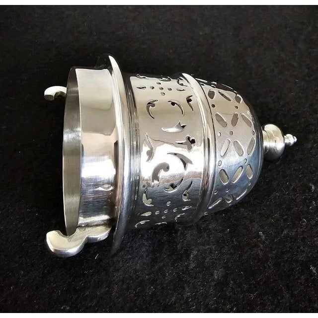 Edwardian Sterling Silver Sugar Caster from S.W. Smith & Co, London, 1906 For Sale - Image 12 of 18
