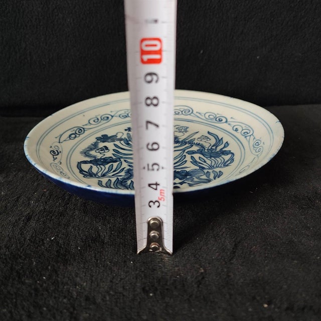 Chinese Ceramic Plate,Qianlong Marked Blue and White Porcelain Plate Hand Painted Fish Pattern For Sale - Image 9 of 10