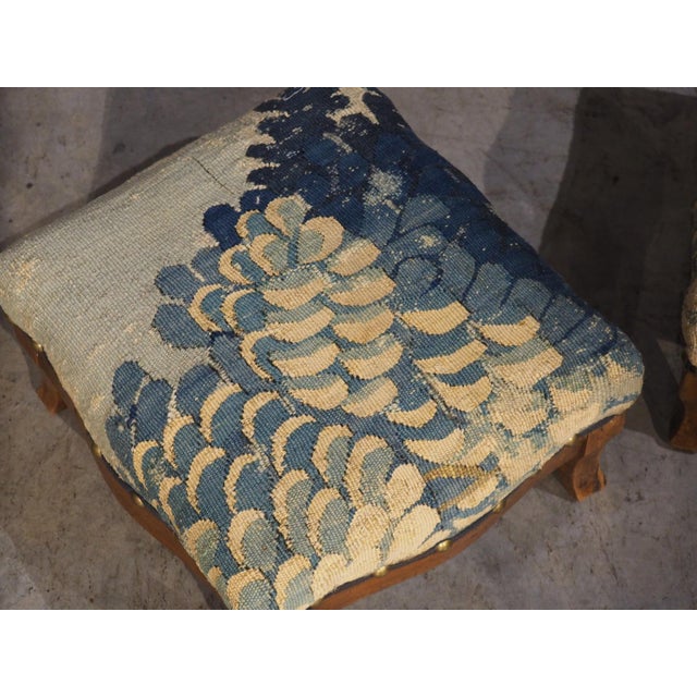 Green Pair of 19th Century French Louis Philippe Fruitwood and Tapestry Foot Stools For Sale - Image 8 of 15