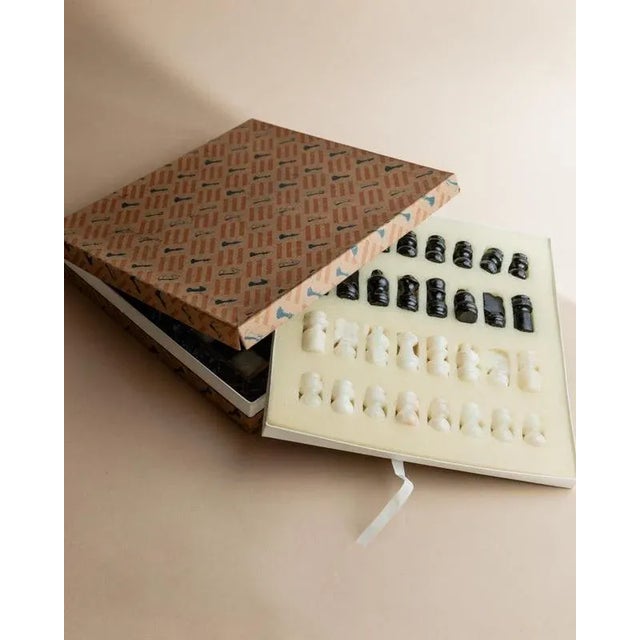 Vintage Black and Cream Marble Chess Board with Carved Pieces, Italy, 1960s, Set of 33 For Sale - Image 9 of 11