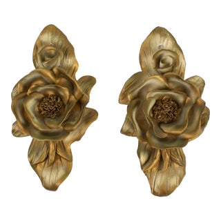 Mid-Century Gold & White Delicate Floral Chalkware, Plasterware - a Pair For Sale