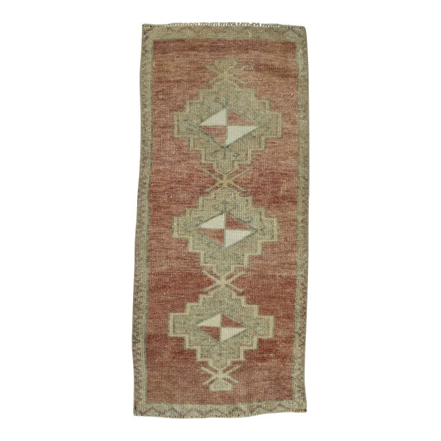 Turkish Mini Rug Oriental Hand Knotted Vintage Rug 1'6" x 3'6" #16507 For Sale
