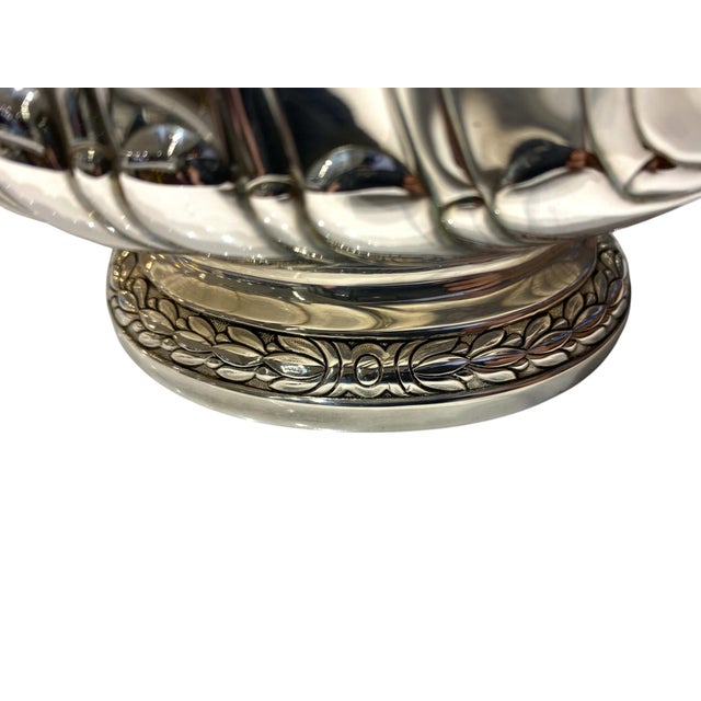 1980s Stunning Metropolitan Museum of Art Silver Plate Reproduction of a Gravy Sauce Boat by Pierre-Adrien Dachery For Sale - Image 5 of 16