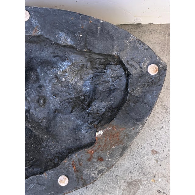 Large 19th C. American Cast-Iron Lion Shield Medallion, Architectural Ornament For Sale - Image 10 of 18