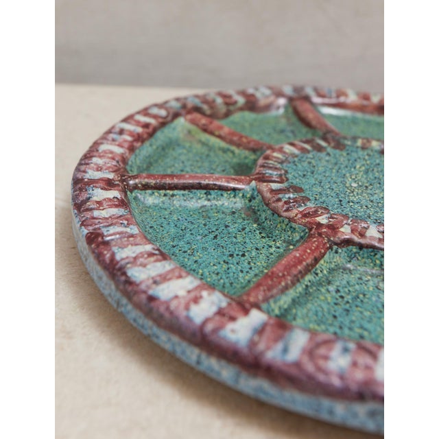 Spanish 1960s Alfaraz Hand Made Studio Pottery Plate For Sale - Image 4 of 16