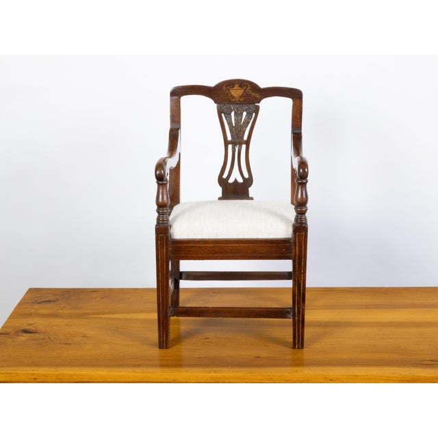 English English 19th Century Mahogany Child's Chair with Feather Motifs and Marquetry For Sale - Image 3 of 10