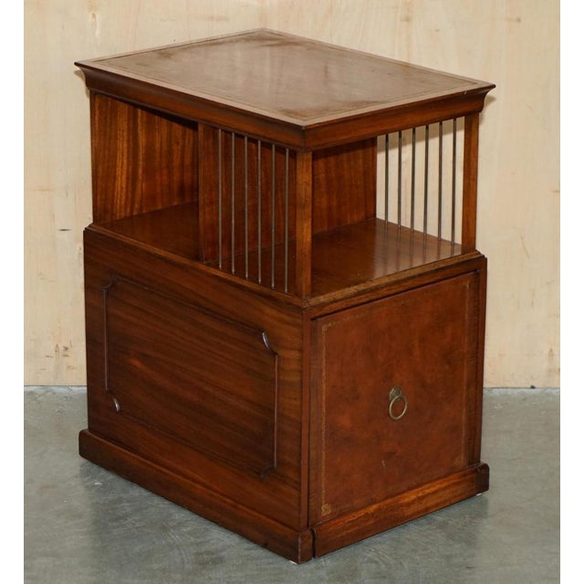 Royal house antiques royal house antiques is delighted to offer for sale this lovely pair of contemporary flamed mahogany,...