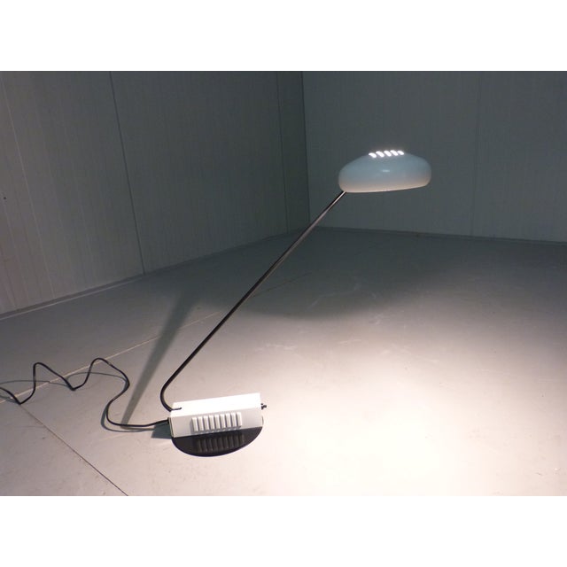 Italian Desk Lamp in White & Black, 1980s For Sale - Image 14 of 15
