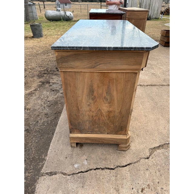 Wood 19th Century French Louis Philippe Burl Walnut Bleached Marble Top Chest of Drawer / Commodes For Sale - Image 7 of 12