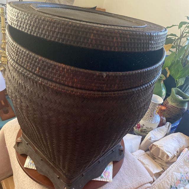 Chocolate Chinese Vintage Hand Stitched Rattan Basket With Round Top and Dark Patina For Sale - Image 8 of 8
