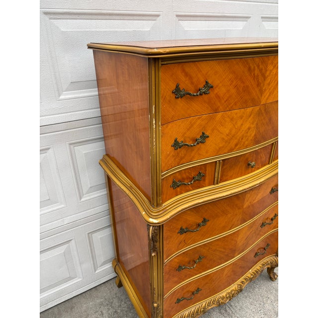 Vintage French Provincial Bombe Highboy Dresser With Inlaid Wood & Gilt Trim, Serpentine Front For Sale - Image 11 of 12