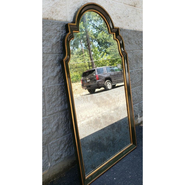 Traditional Baker Furniture Mahogany Partial Gilt and Green Baker Wall Mirror For Sale - Image 3 of 7