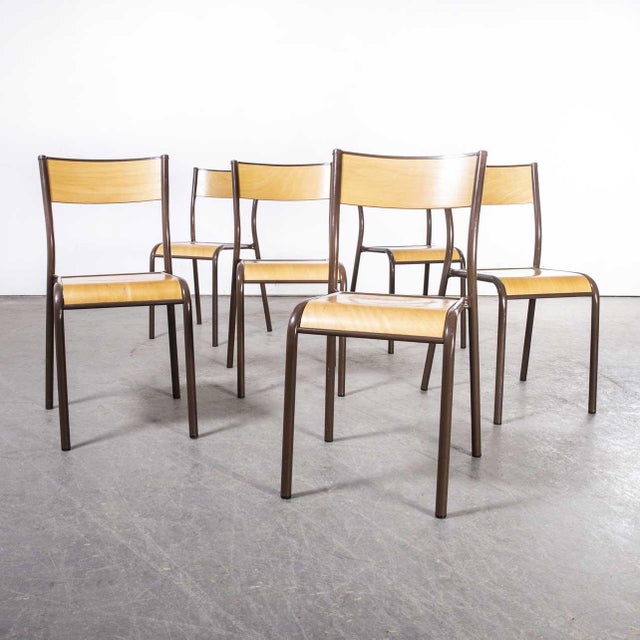French Mullca Stacking Dining Chair, 1960s For Sale - Image 3 of 13
