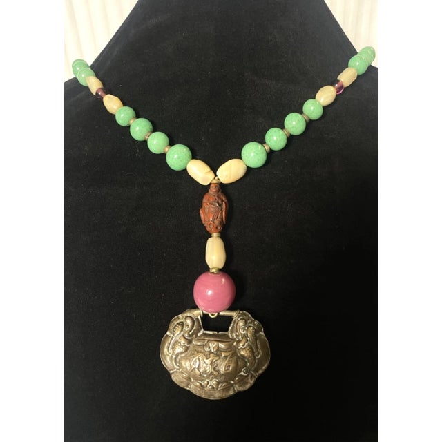 Chinese Early 20th Century Chinese Repousse Silver Amulet Pendant Necklace For Sale - Image 3 of 9