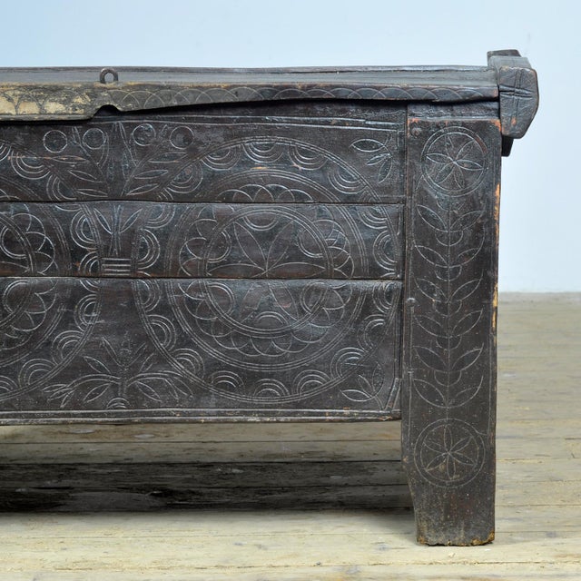Antique Shepherd's Chest, 1850s For Sale - Image 11 of 15
