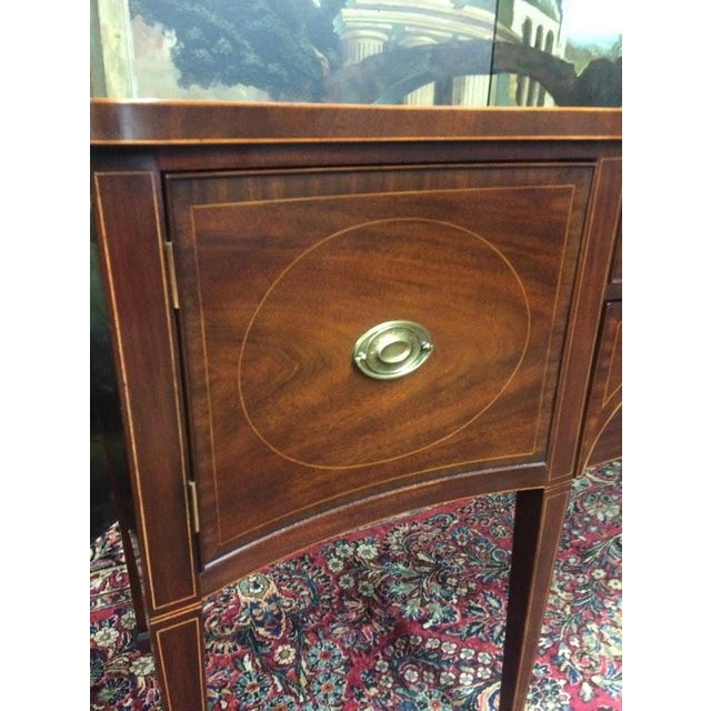 Traditional 1980s Kittinger Furniture Buffet Sideboard, Inlaid Sideboard For Sale - Image 3 of 13