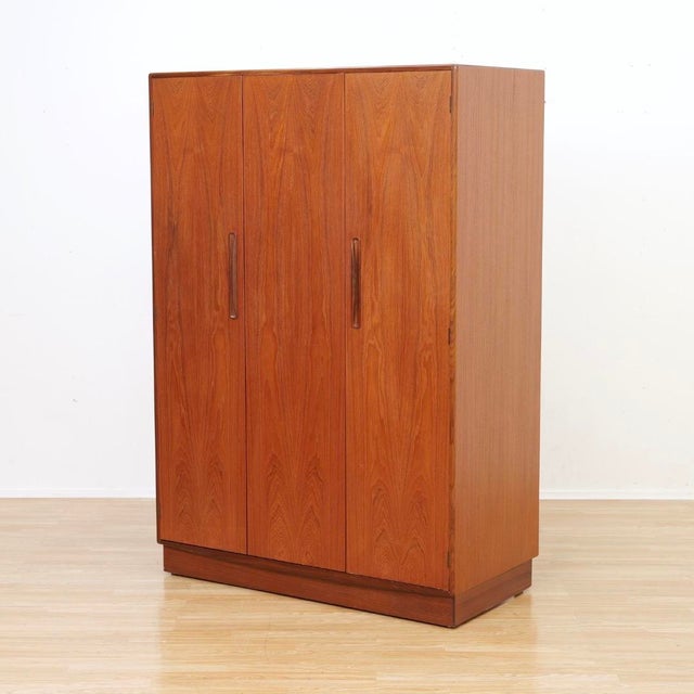 1960s 1960s Mid Century Triple Armoire by Vb Wilkins for G Plan For Sale - Image 5 of 11