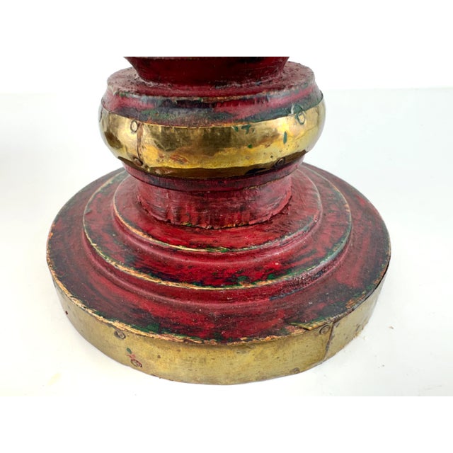 Rustic European 1970s Pair of Hand-Painted Red and Gold Wooden Candleholders With Brass Trim For Sale - Image 3 of 13