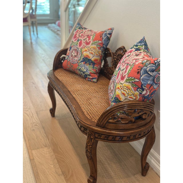English Vintage Hand-Carved Cane Bench With Ornate Floral Crest For Sale - Image 3 of 7