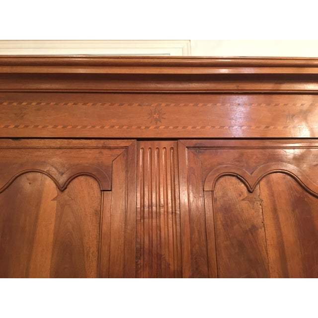 French Provincial Late 18th Century Louis XVI Fruitwood Buffet Deux Corps For Sale - Image 3 of 13