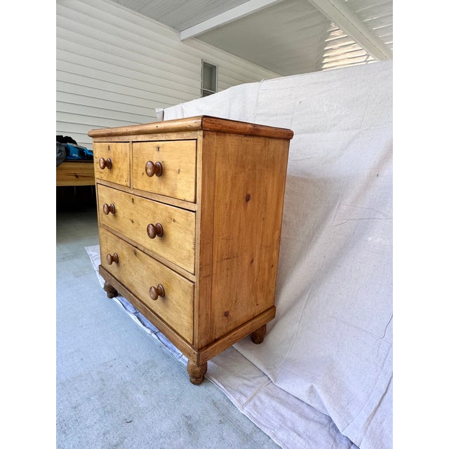 19th Century English Pine Chest of Drawers For Sale - Image 4 of 13