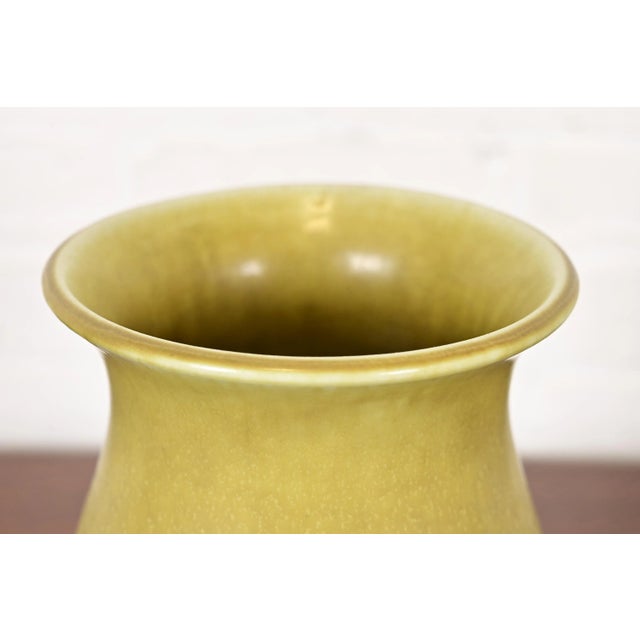 Rookwood Pottery Arts & Crafts Glazed Ceramic Art Pottery Vase, 1925 For Sale In South Bend - Image 6 of 13