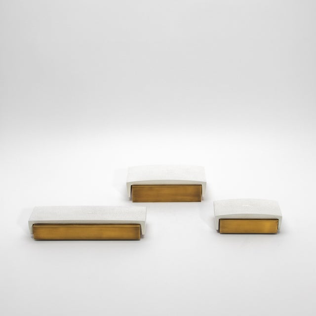 R & Y Augousti Set of 3 Boxes in White Shagreen and Bronze Patina Brass by R&y Augousti For Sale - Image 4 of 8